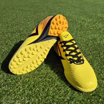 Încălțăminte de fotbal DELTA Outdoor 1