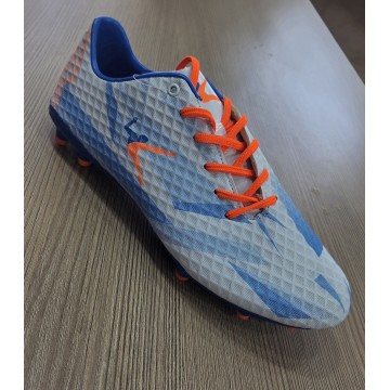 Футбольная обувь GHIAN